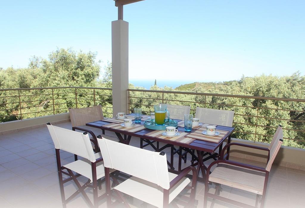 Villa Adelais Tsoukaládhes 部屋 写真